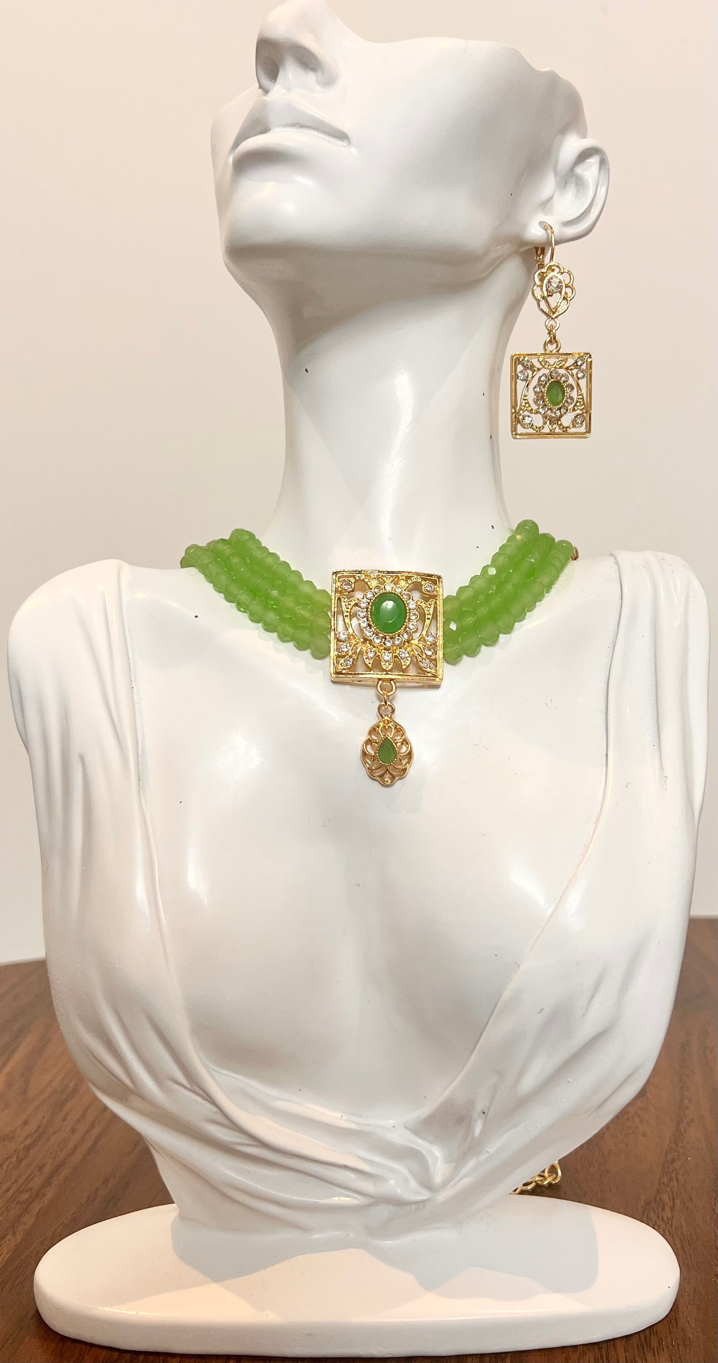Parure vert eau